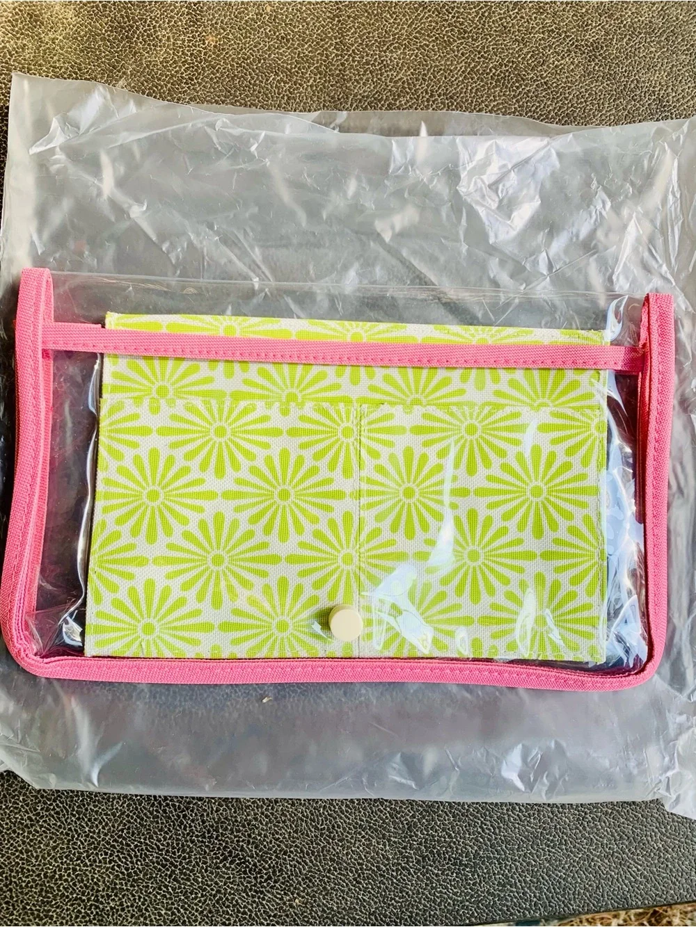 Clear travel cosmetic bag Green Daisy Snap with Pink-Trim